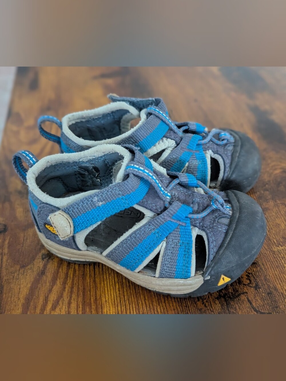 KEEN Kids Blue and Gray Outdoor Sandals Baby Size 7